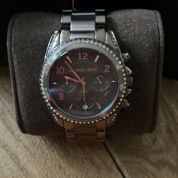 Bronze Michael Kors Watch - Picture 2 of 7